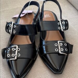 Wild Fable Peyton Flats + memory foam